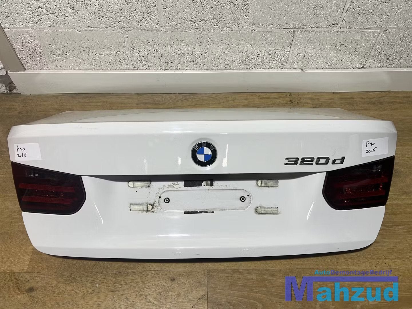 BMW 3 SERIE F30 Wit achterklep 2012-2018, Auto-onderdelen, Petuelring 130
80788  Munich, DE, Gebruikt, Deur, Info@bmw.de