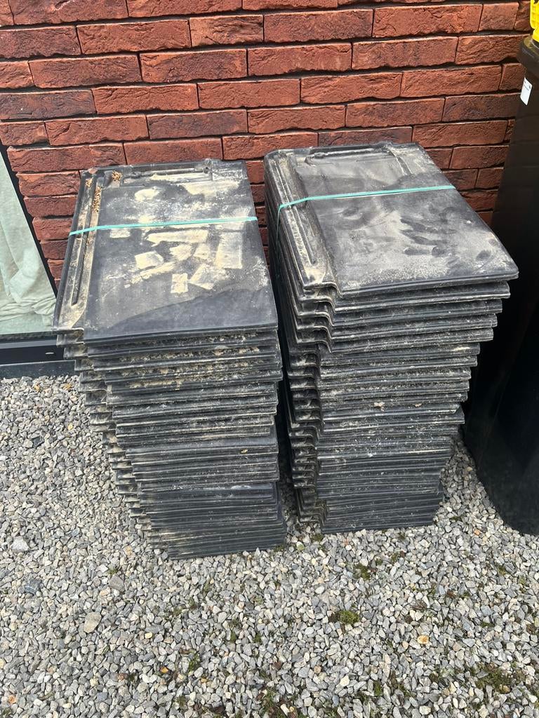 50 Tuiles Signy Monier, Enlèvement, Comme neuf, Tuiles