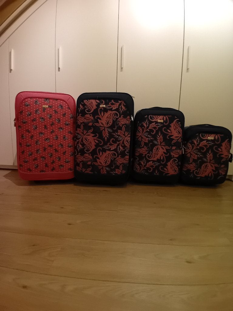 Reiskoffer, Ophalen, Zo goed als nieuw, Zacht kunststof, Wieltjes