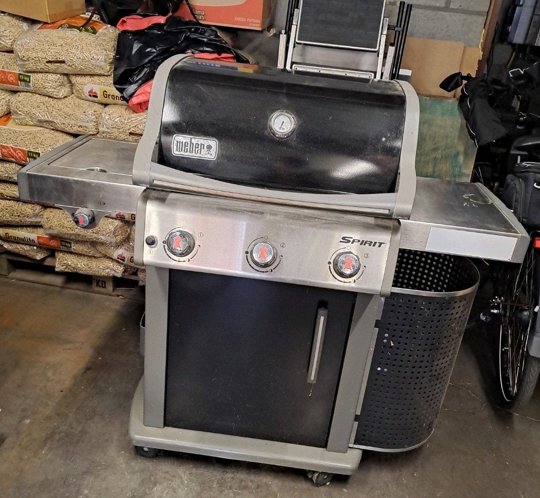 Gas barbecue Weber, Ophalen