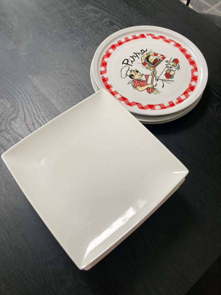 Mooie echte porseleinen borden + pizza borden als nieuw!, Ophalen, Zo goed als nieuw, Bord(en)
