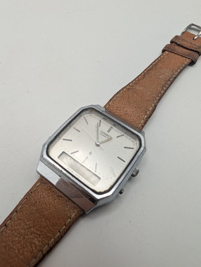 Montre Ana-Digi Vintage Casio AQ-414 - Pile vide, Bijoux, Sacs & Beauté, Enlèvement ou Envoi, Utilisé, Montre-bracelet, Casio