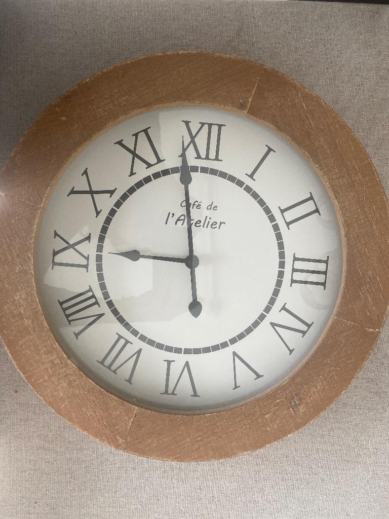 Horloge murale, Huis en Inrichting, Woonaccessoires | Wanddecoraties, Gebruikt, 40 cm, Wandhanger, Hout