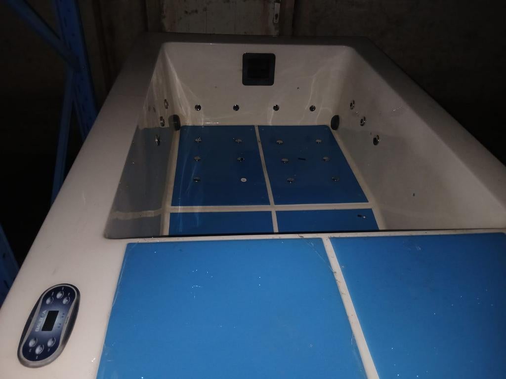 Jacuzzi gratis livrée installer chez vous
