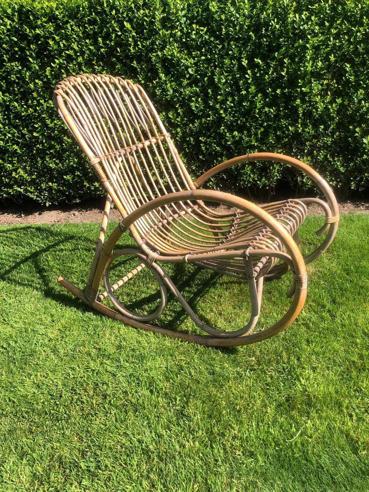 Rocking chair, Ophalen, Rotan