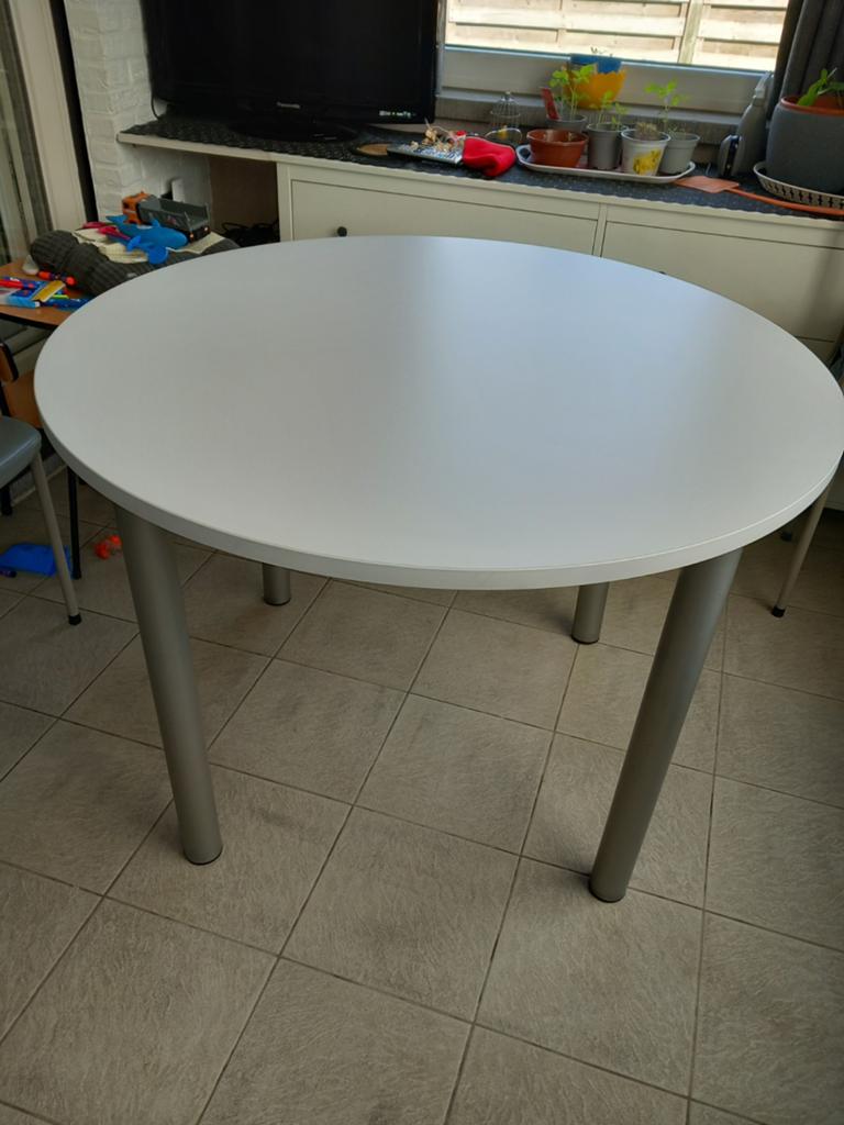 Ronde tafel, Ophalen