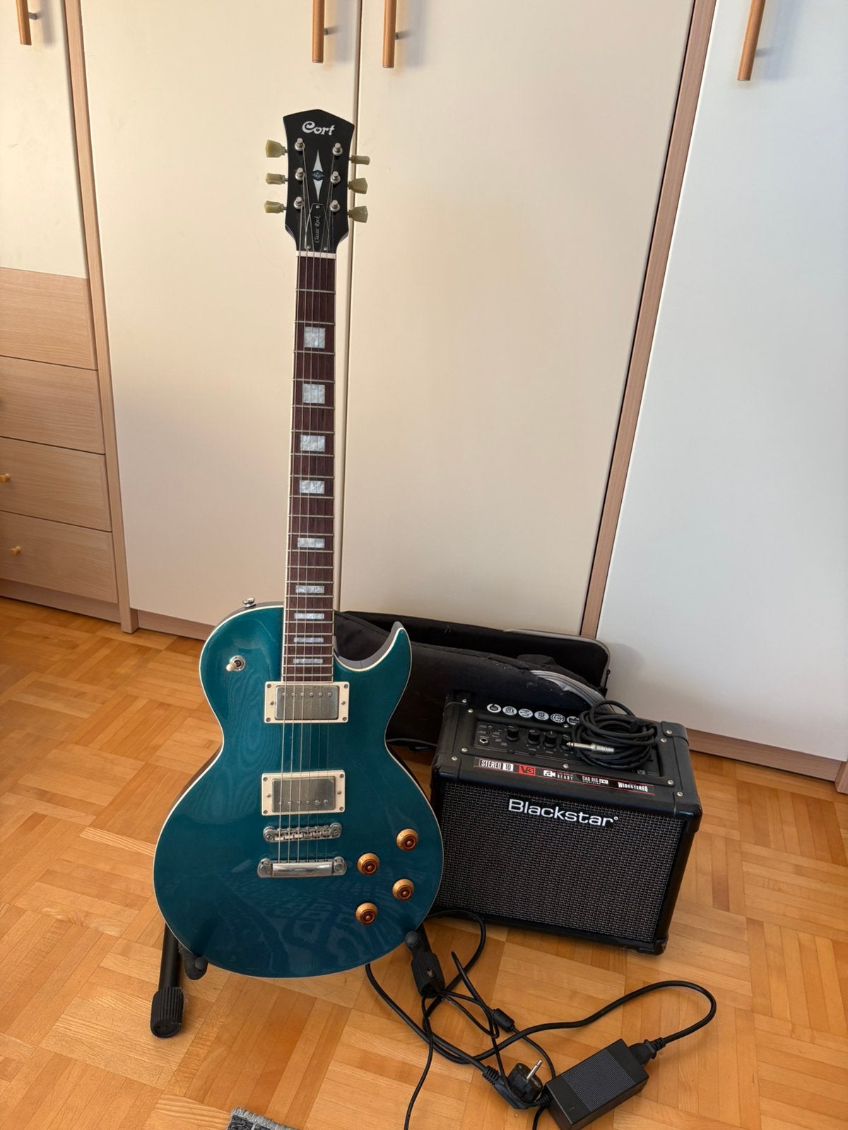 Cort CR200 & Blackstar ID Core 10 V3, Musique & Instruments, Enlèvement, Comme neuf, Autres marques, Avec ampli