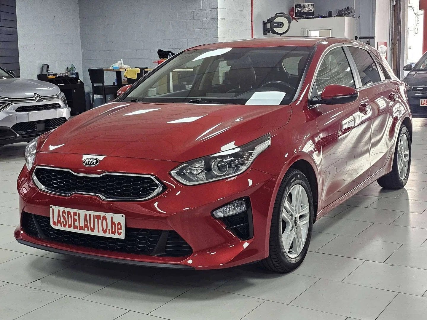 Kia Ceed cee'd 1.6 CRDI More ISG Hybrid Lane Assist Carplay, 100 kW, 118 g/km, Gebruikt, 4 cilinders