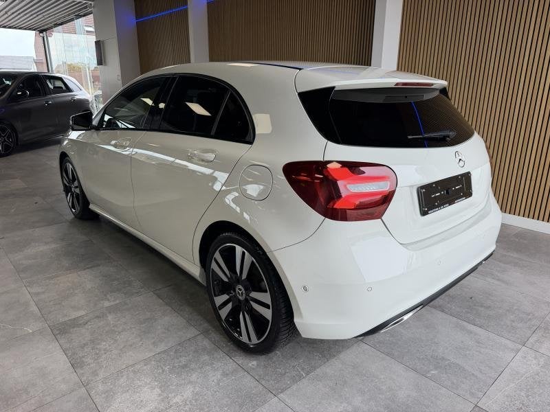 Mercedes-Benz A-Klasse Urben volldige onderhoudshistoriek Me, Auto's, Mercedes-Benz, 90 kW, 122 pk, 1595 cc, Bedrijf
