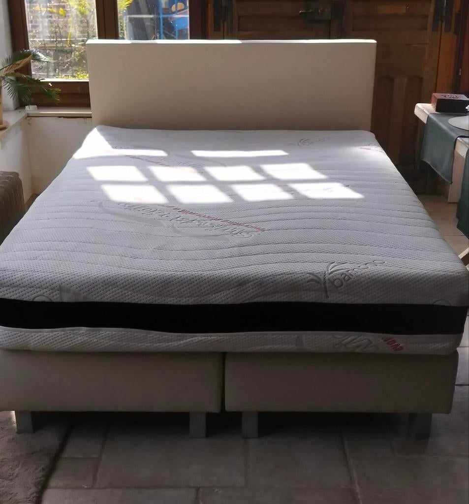 Bed, Ophalen, 140 cm