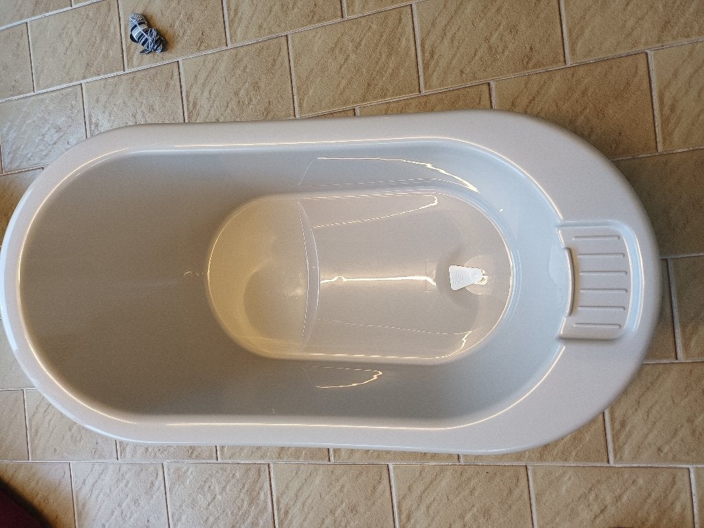 Babybad Bebéjou met nieuwe afloopslang, Kinderen en Baby's, Badjes en Verzorging, Ophalen, Zo goed als nieuw, Badje, Bébé-jou