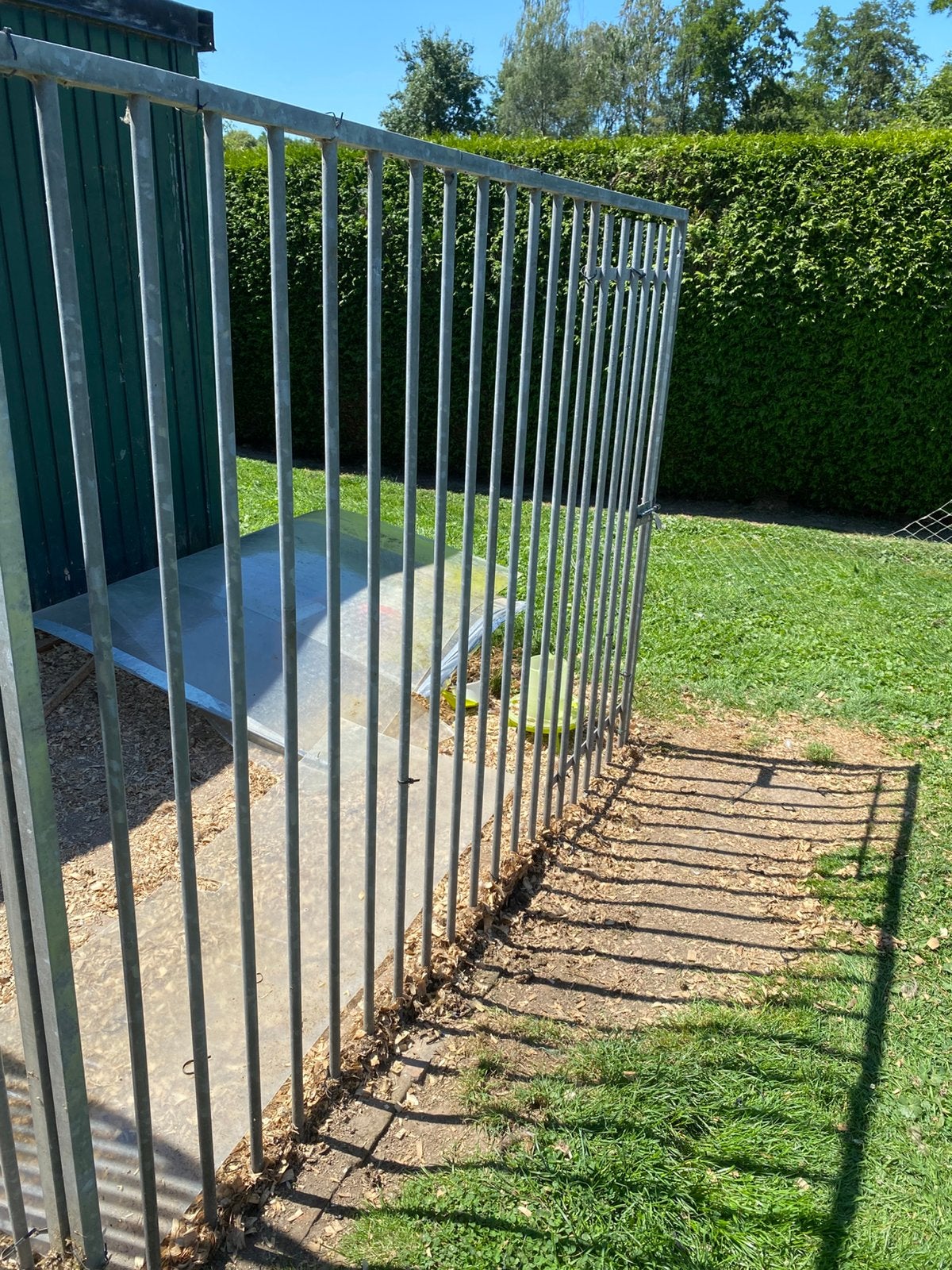 1 paneel met deur hondenren, Dieren en Toebehoren, Ophalen, Zo goed als nieuw