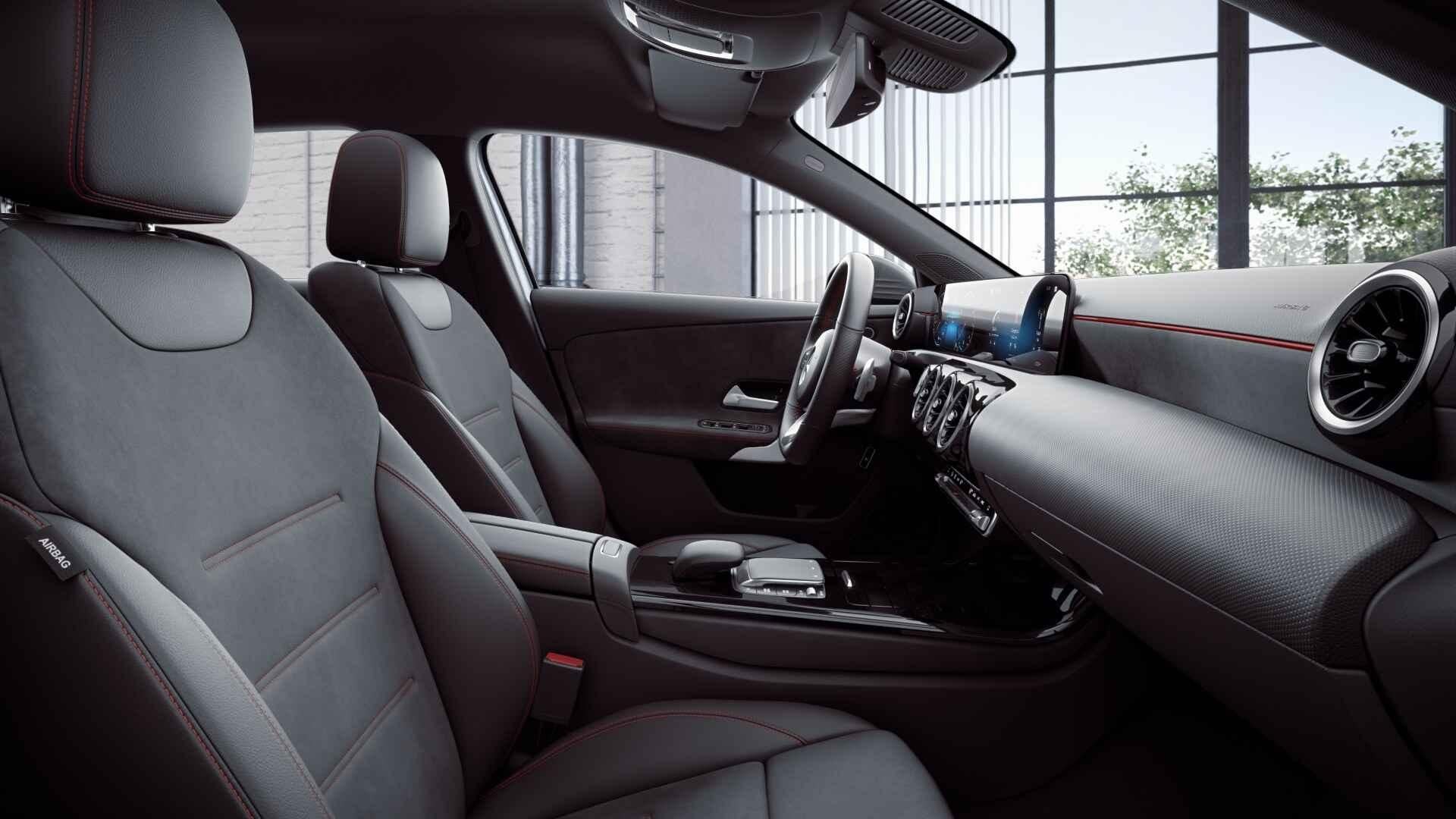 Mercedes-Benz A-Klasse 180 Berline AMG Line (automatique), 100 kW, 4 portes, Entreprise, Entretenue par le concessionnaire