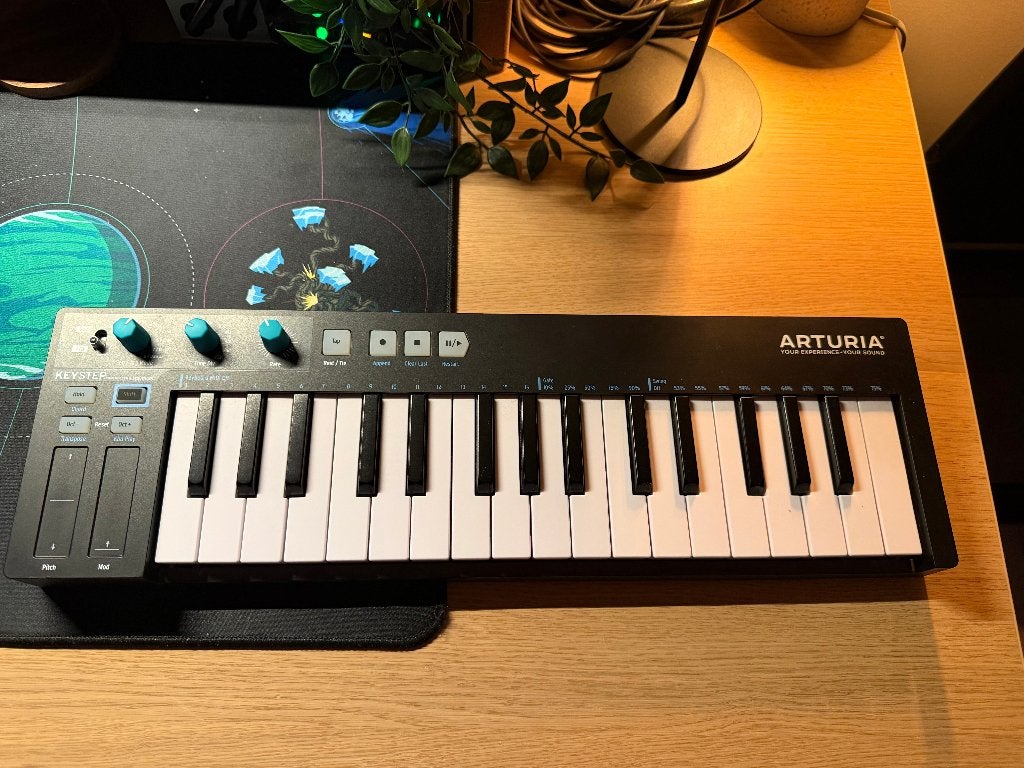 Arturia Keystep Thomann edition, Muziek en Instrumenten, Midi-apparatuur, Ophalen