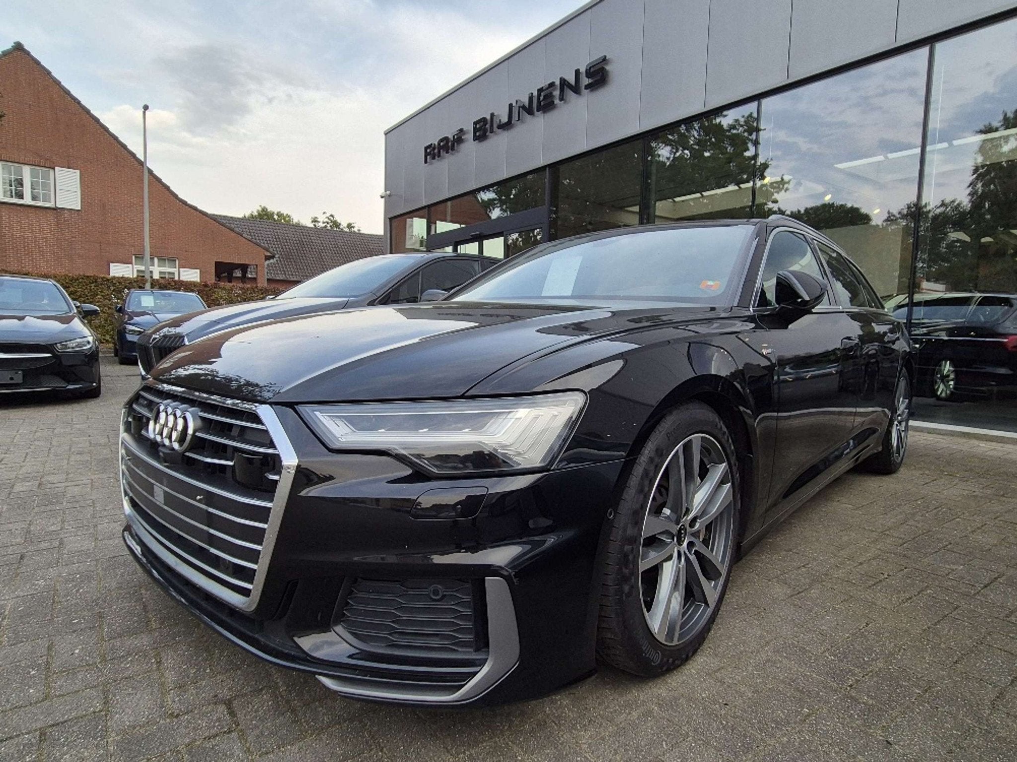 Audi A6 A6 Quattro S tronic (automatique), Cuir, Euro 6, Entreprise, Carnet d'entretien