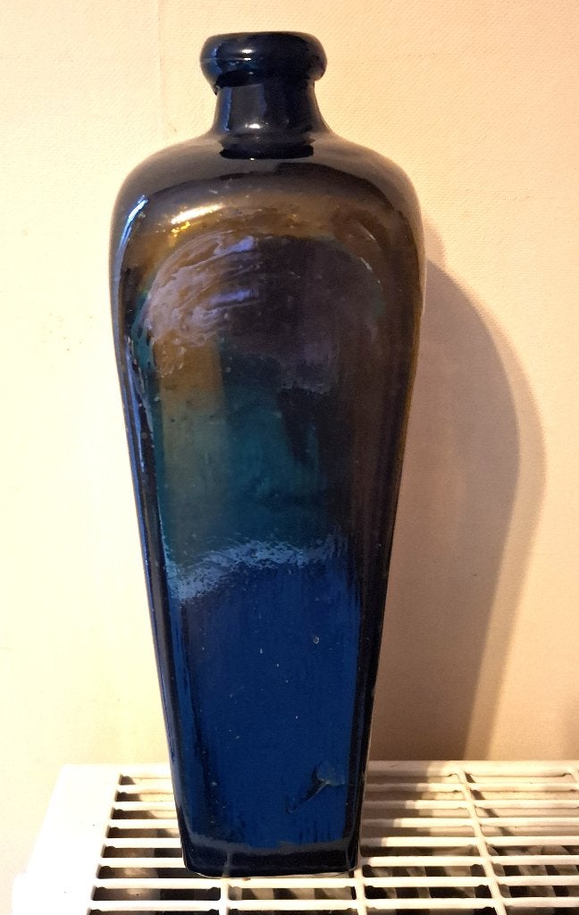 BOUTEILLE EN GENIÈVRE du XIXe siècle, Envoi