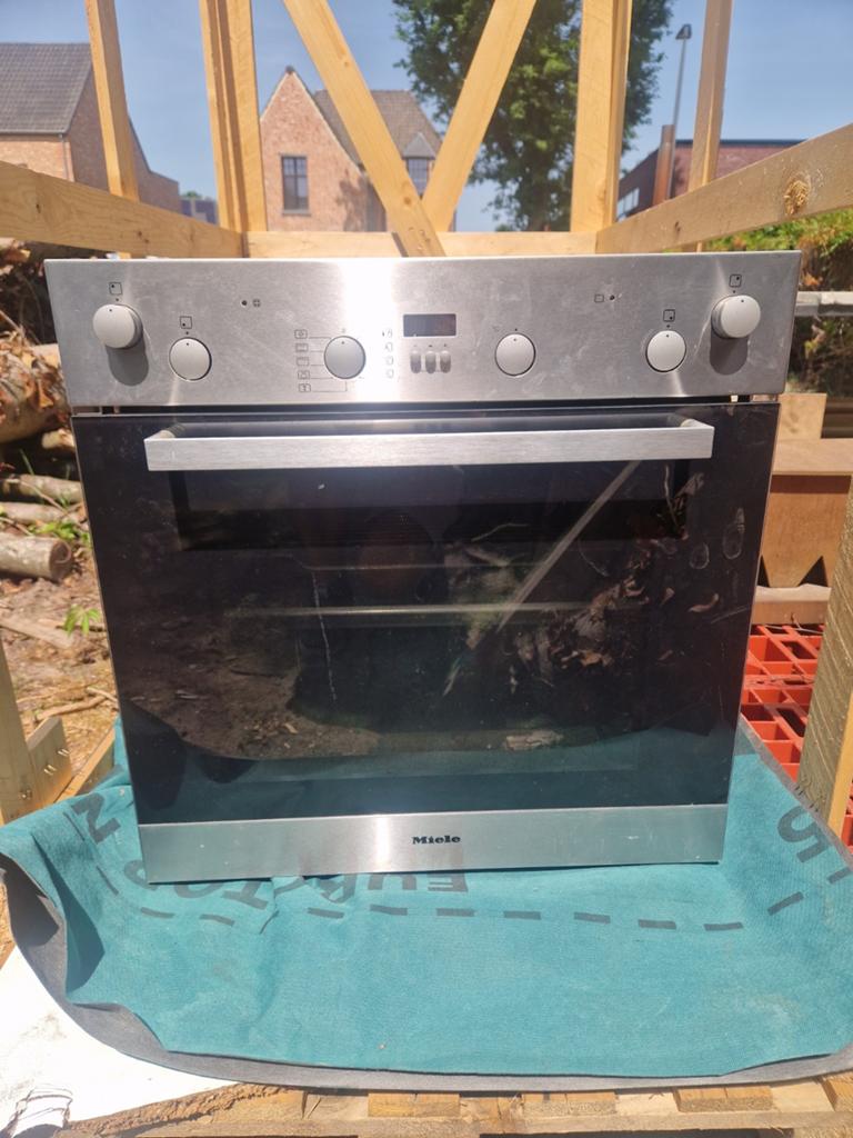 Oven en elektrisch vuur van Miele, Elektronische apparatuur, Ophalen, Miele, Oven