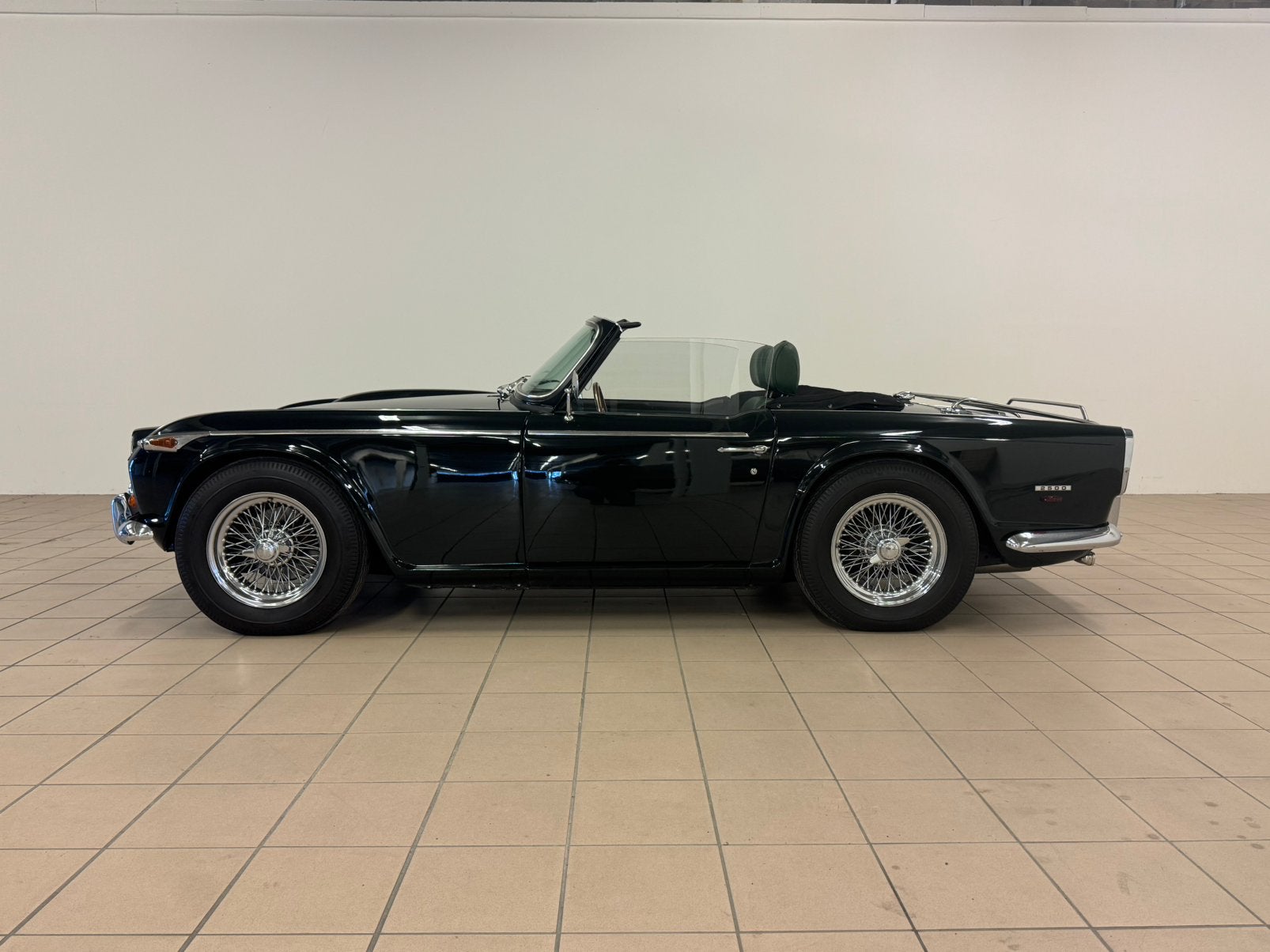 TRIUMPH TR5 PI 2.4 benzin (105kW-143Cv) 37.410km SHOWROOM, Auto's, Overige modellen, Cabriolet, Leder, Overige kleuren