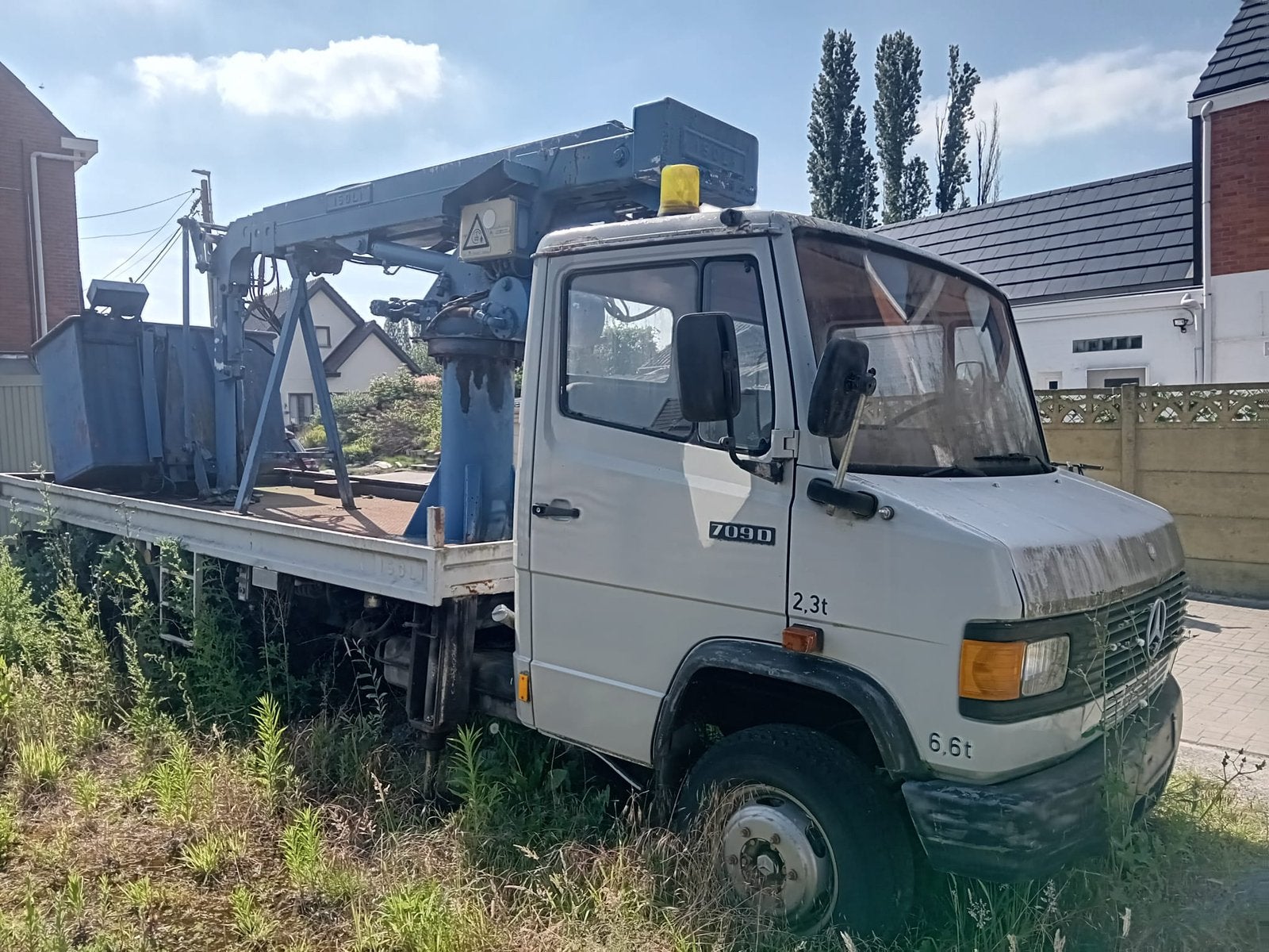 Mercedes709 km56000, Auto's, Vrachtwagens, Mercedes-Benz, Bedrijf, Te koop, Handgeschakeld