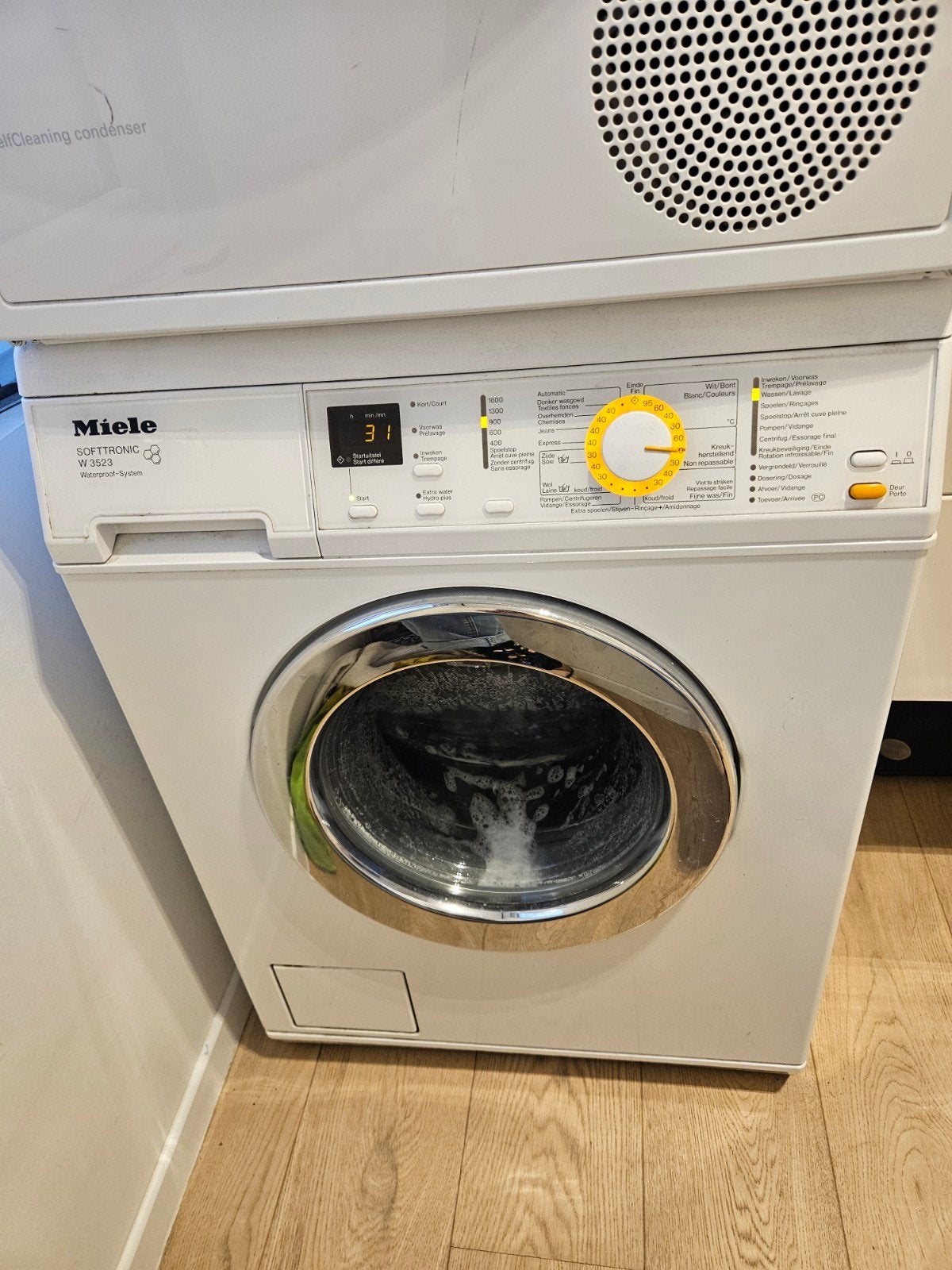 Miele wasmachine, Electroménager, Enlèvement, Utilisé, Chargeur frontal, Moins de 85 cm