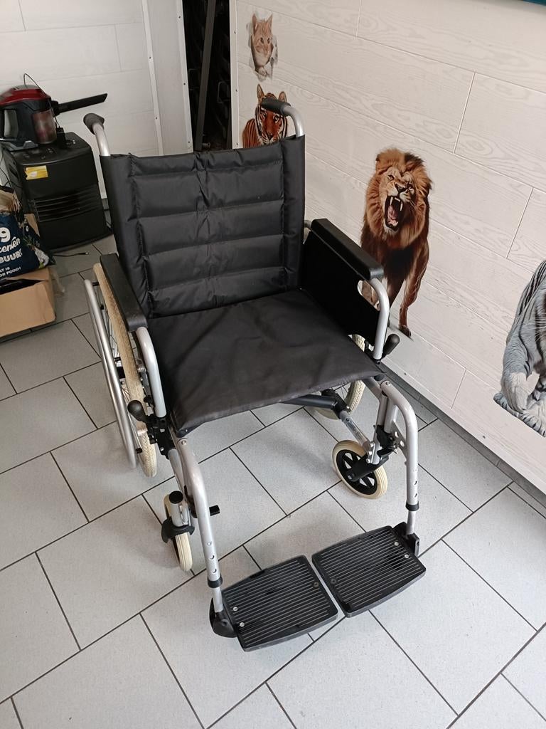 Chaise roulante pliable VERMEIREN ÉCLIPS+52cm assise nikel, Ophalen