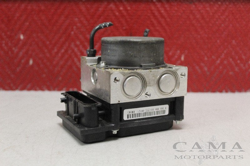 ABS POMP Honda VFR 1200 F (VFR1200 + DCT) (57110-MGE-003), Dhr. S. di Majo, Gebruikt, Info@cama-motorparts.nl, P.J. Troelstraweg 8 8
3144 CX  MAASSLUIS, NL