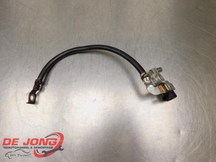 Borne de batterie d'un BMW 1-Serie, -, 3 mois de garantie, Utilisé, -