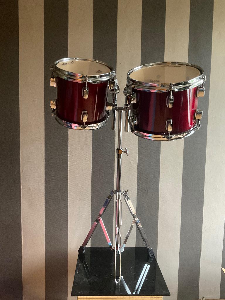 Kit toms 8’’+10’’ + stand triple Stagg, Musique & Instruments, Batteries & Percussions, Neuf, Autres marques, Enlèvement