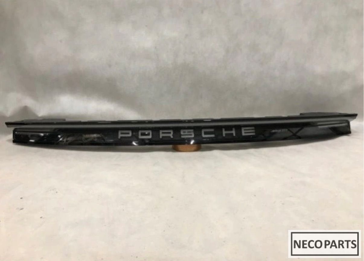 PORSCHE TAYCAN VOL LED ACHTERLICHT ORIGINEEL ALLES LEVERBAAR, Gebruikt, -, -, Porsche