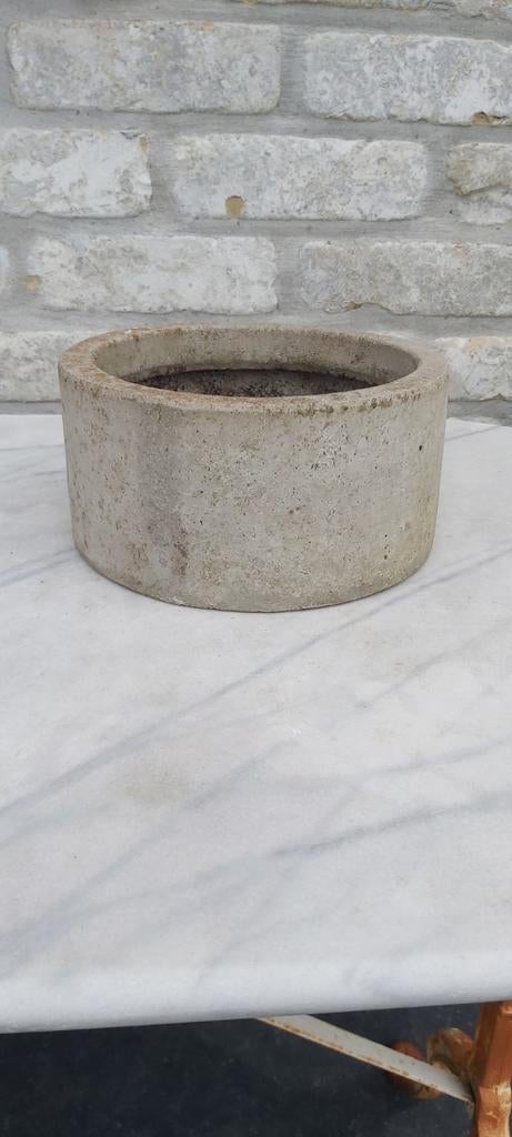 Bloempot rond in beton, Tuin en Terras, Ophalen, Rond, Beton