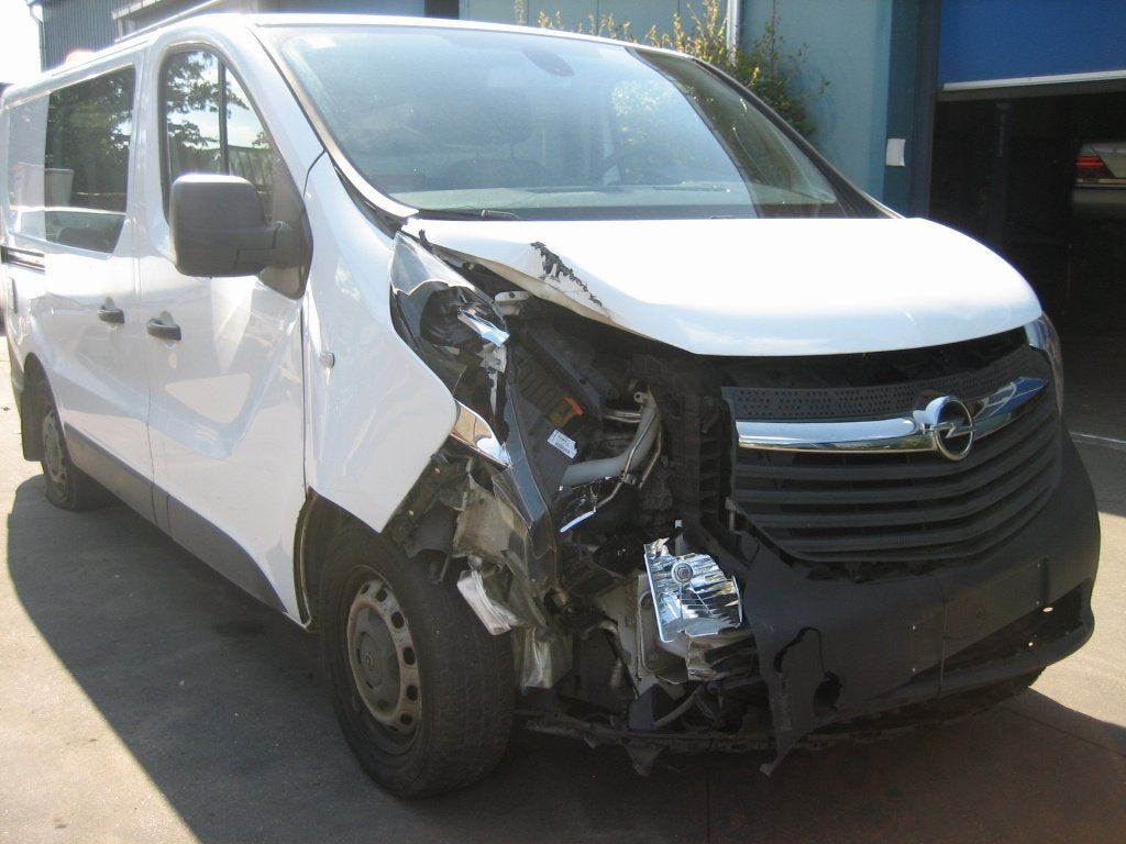 Opel vivaro, Autos : Divers, Voitures accidentées, Boîte manuelle, Autre carrosserie, Enlèvement, 1598 cm³