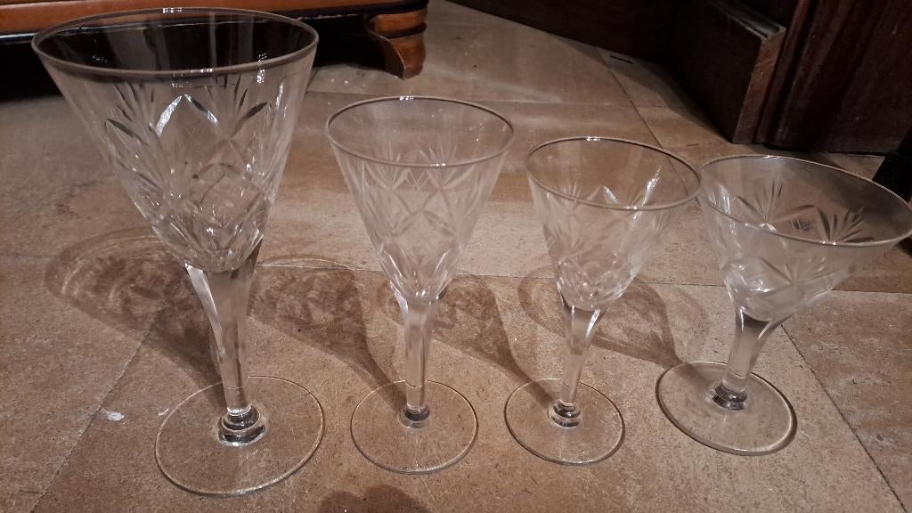 Kristallen glasservies, Ophalen