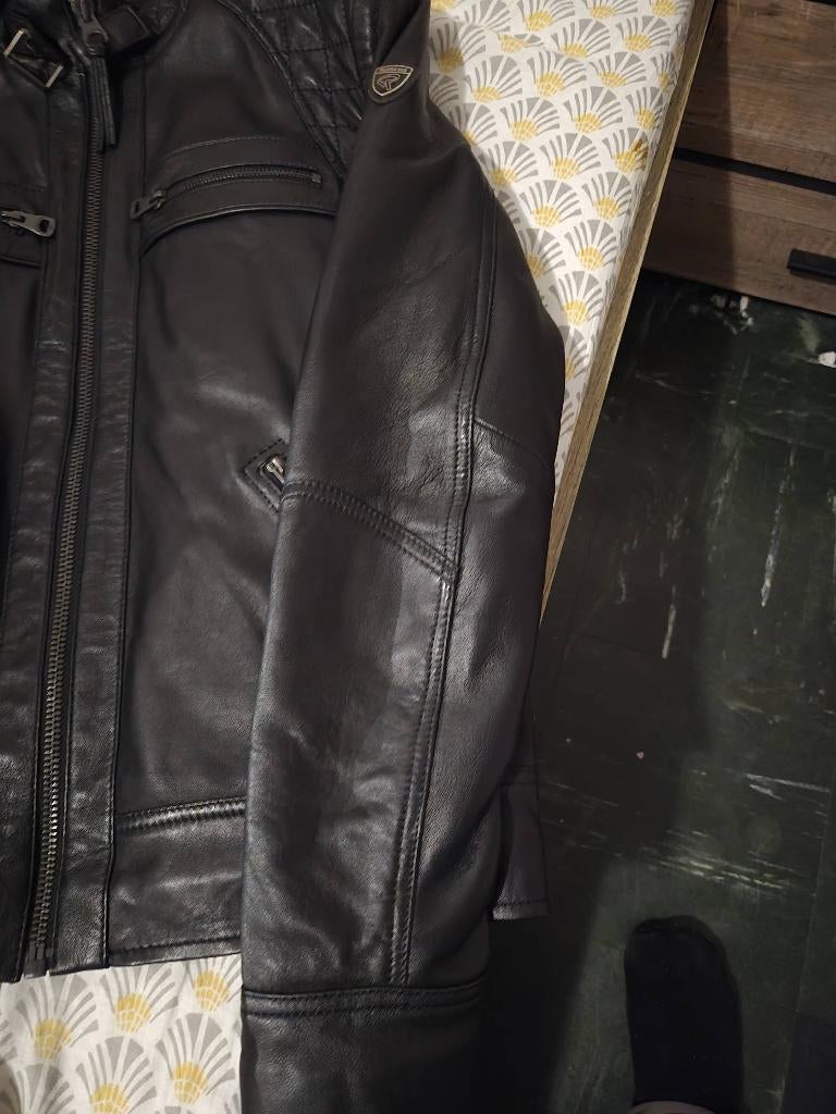 Veste redskins en cuir noir, Enlèvement, Comme neuf, Autres