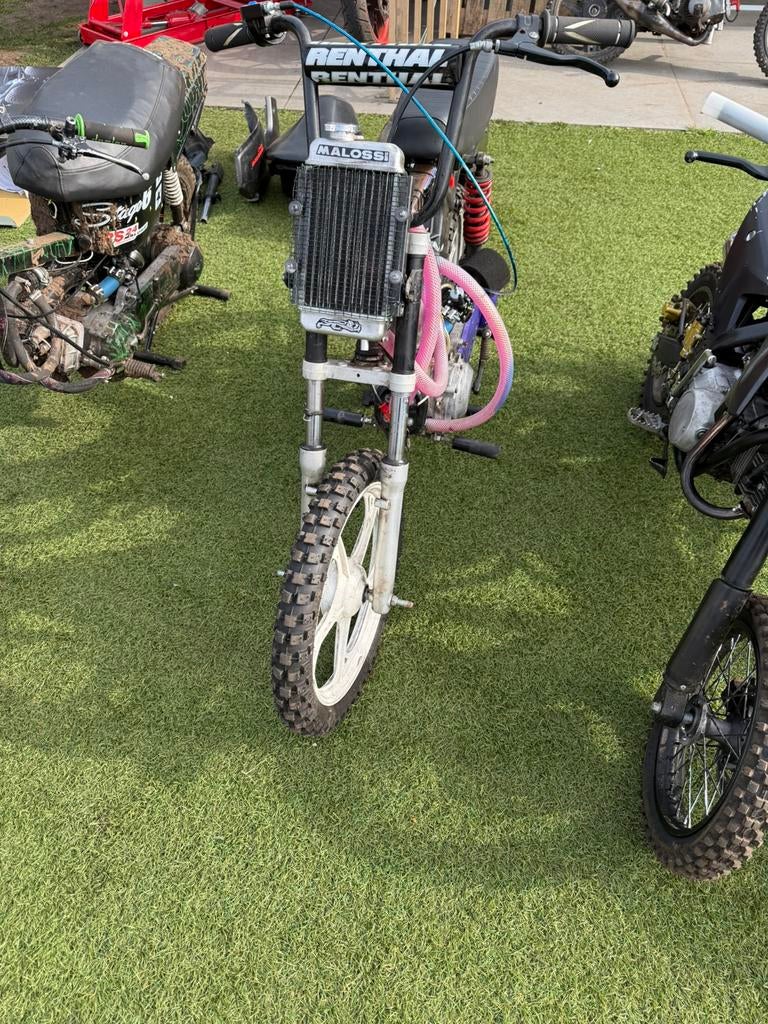 Cross tomos met wallaroo blok, Ophalen, Zo goed als nieuw