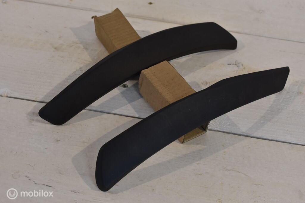 NOS: Set steenslagkapjes VW Polo 2, Volkswagen, Nieuw, Ophalen of Verzenden, Volkswagen