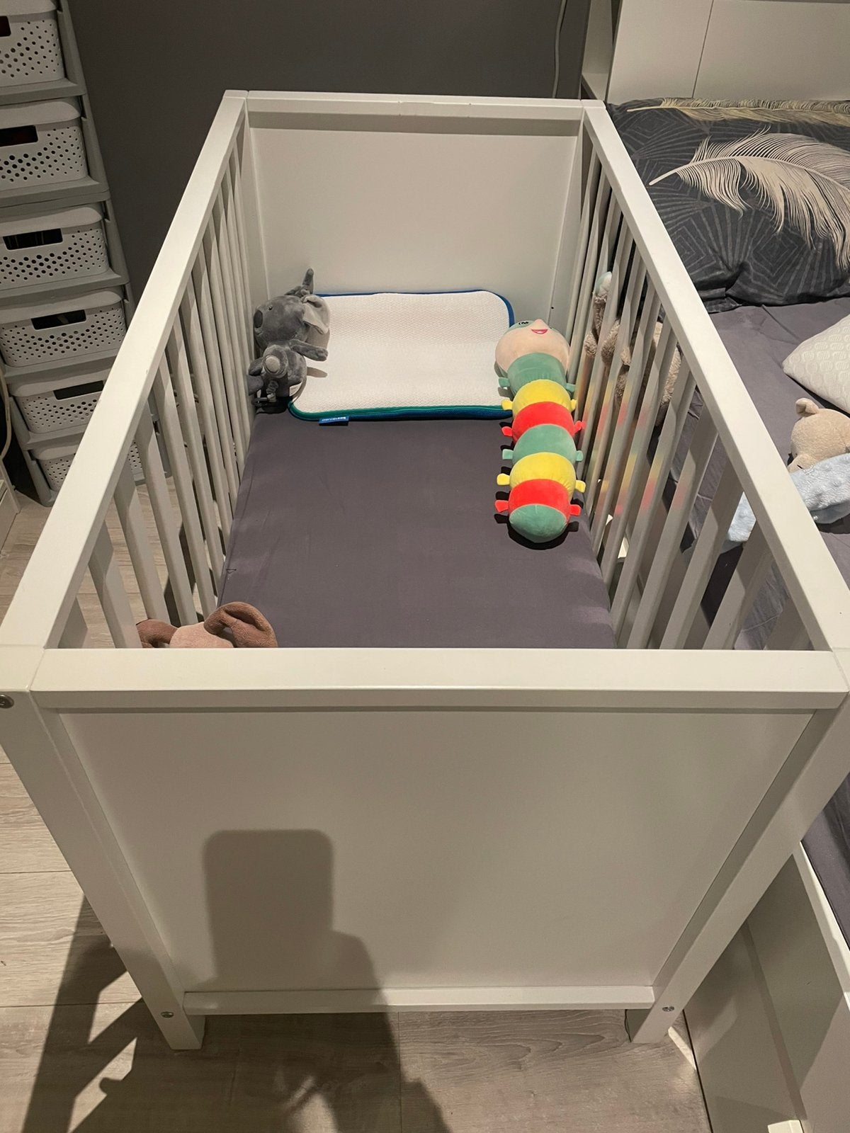 QUAX uitschuifbaar bed met TEDIBER-matras en beddengoed, Kinderen en Baby's, Ophalen, Zo goed als nieuw, Ledikant