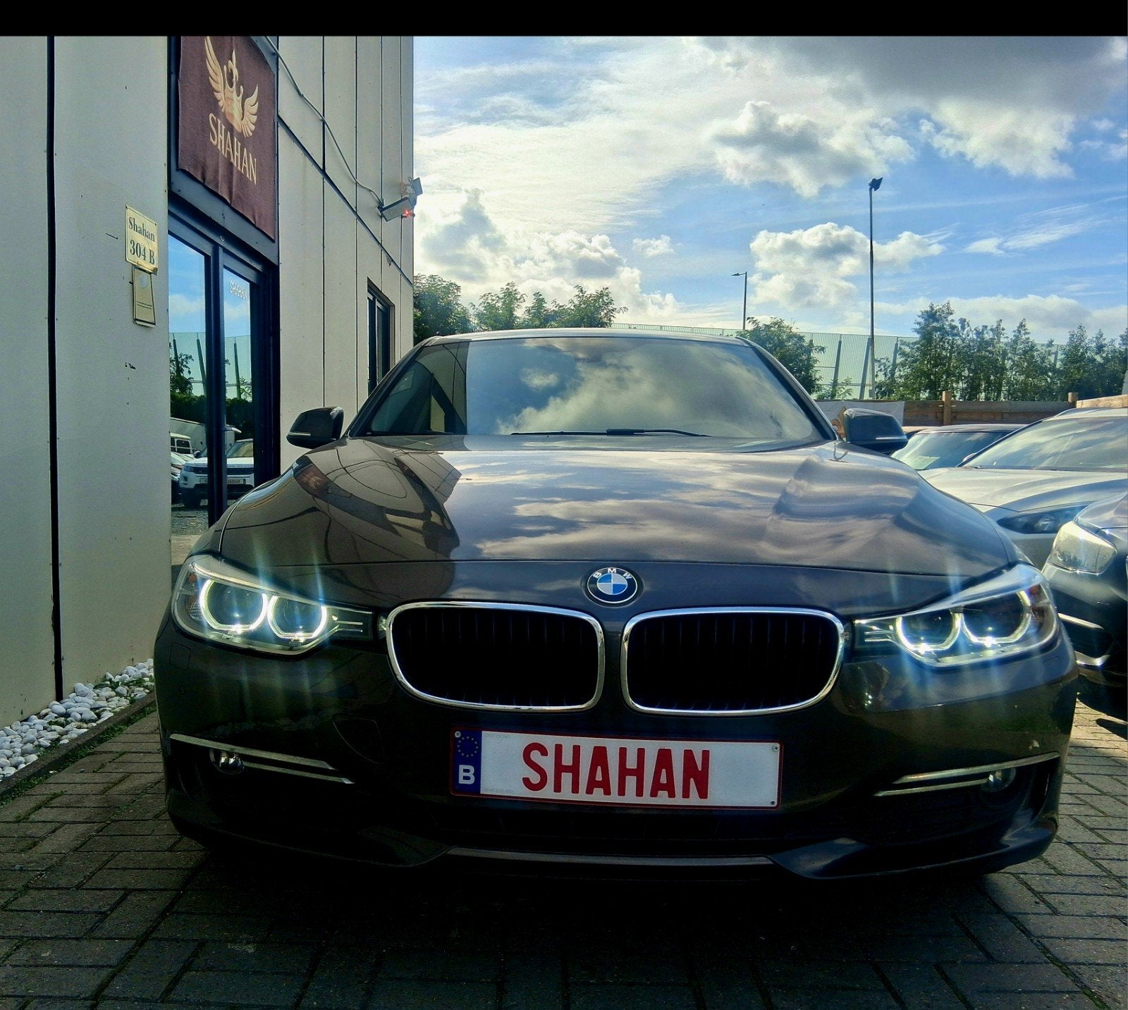 BMW 316I, Testrit aan huis, Achterwielaandrijving, 4 cilinders, Bruin
