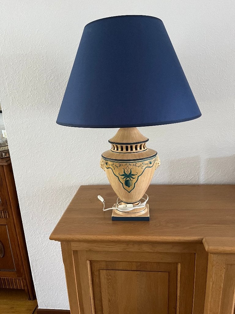 Tafellamp blauwe kap en mooie voet, Huis en Inrichting, Overige merken, E27 (groot), Zo goed als nieuw, Met schakelaar