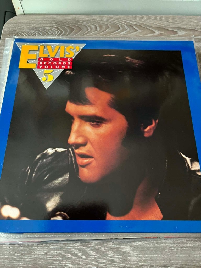 Elvis lp, gold records volume 5, Duitse persing, black label, LP, Ophalen of Verzenden, Zo goed als nieuw, Beschermende buitenhoes