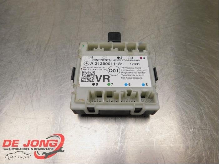 Module verrouillage central des portes d'un Mercedes E-Klass, 3 mois de garantie, Utilisé, -, -