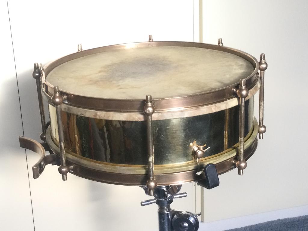 Antieke snare drum brass 13,7x4,5" vintage, Muziek en Instrumenten, Ophalen of Verzenden, Zo goed als nieuw, Trommel