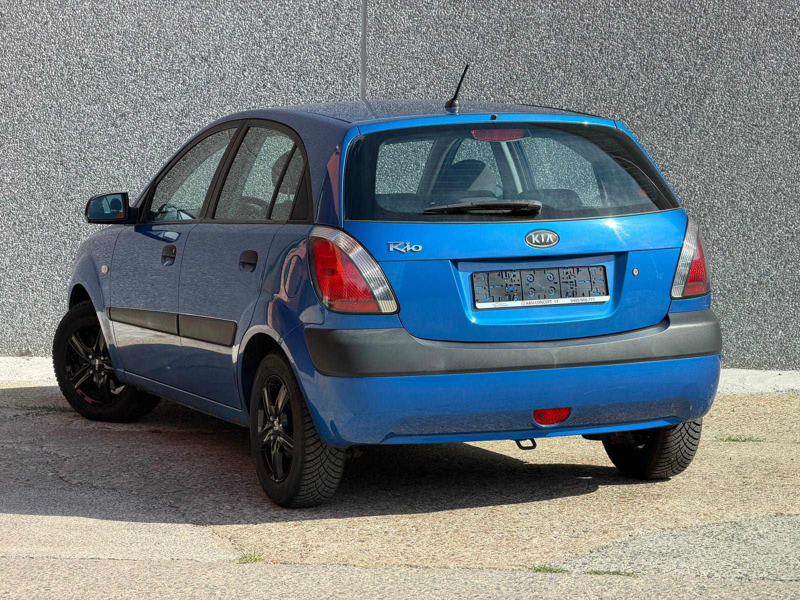 Kia Rio 1.4 Essence 2009 prête à immatriculer, Autos, Kia, Achat, https://public.car-pass.be/vhr/0fc21798-81f3-4278-9310-16b25c67dc5e