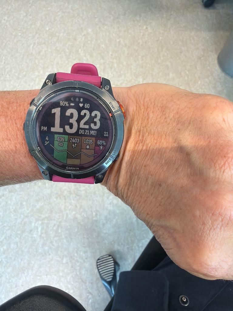 GARMIN Fenix 7 Pro - 47mm + extra polsbandje, Rouge, Étanche, Garmin, Comme neuf
