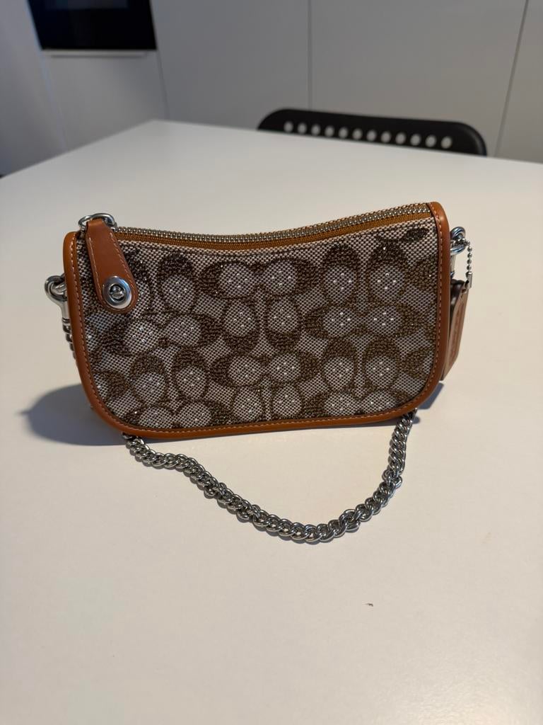 Nieuwe coach tasje, Ophalen, Nieuw