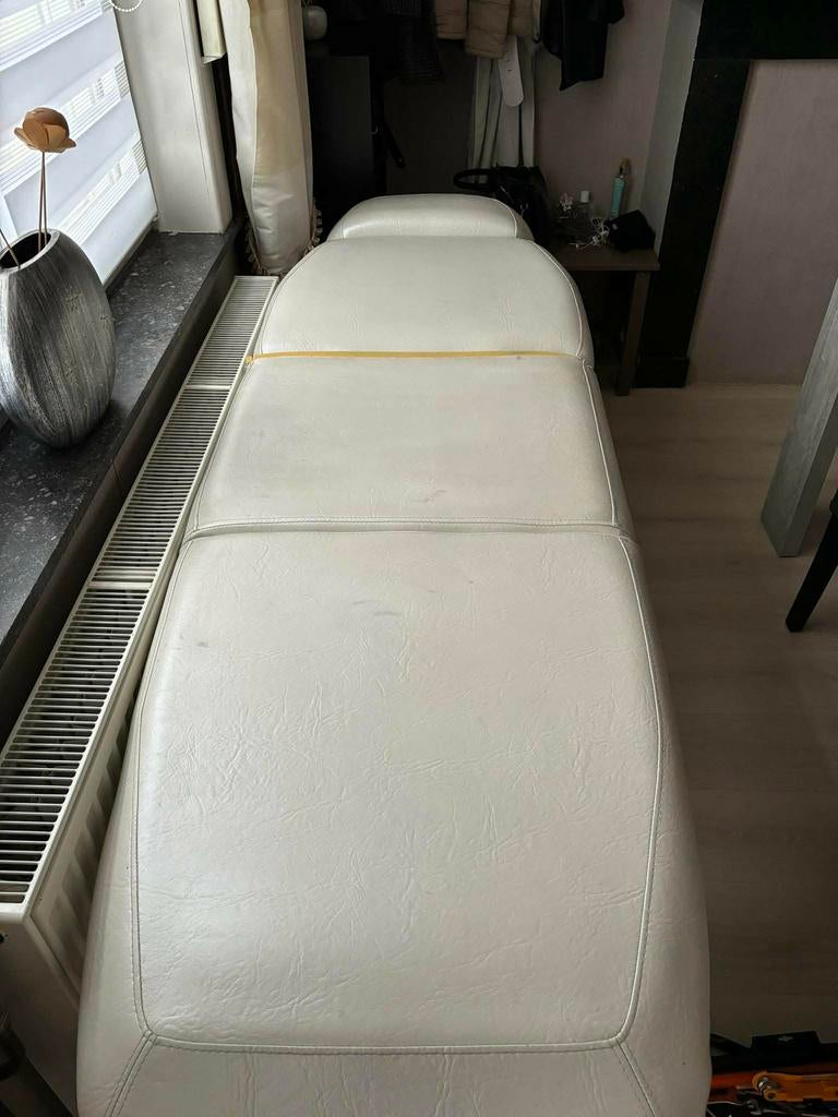 Elektrische schoonheidstafel, Ophalen, Gebruikt, Massagetafel