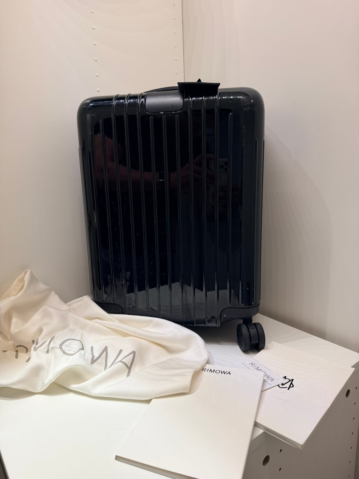 Rimowa Essential Lite Cabin u, Handtassen en Accessoires, Koffers, Ophalen of Verzenden, Zo goed als nieuw