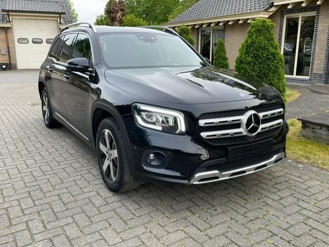 Mercedes-Benz GLB 200 d PROGRESSIVE NAVI CAMERA LED, Auto's, Mercedes-Benz, Automaat, Gebruikt, 110 kW, Parkeercamera