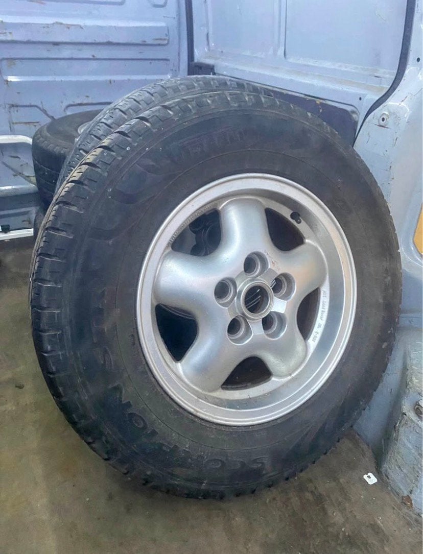Pneus pour Land rover, Autos : Pièces & Accessoires, Enlèvement, Pneu(s)