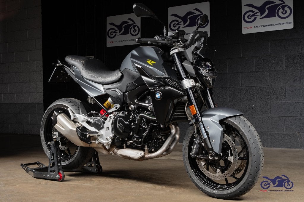 Bmw F 900 R - 16.585 km, Motoren, Occasion, Handvatverwarming, Bedrijf, Meer dan 35 kW