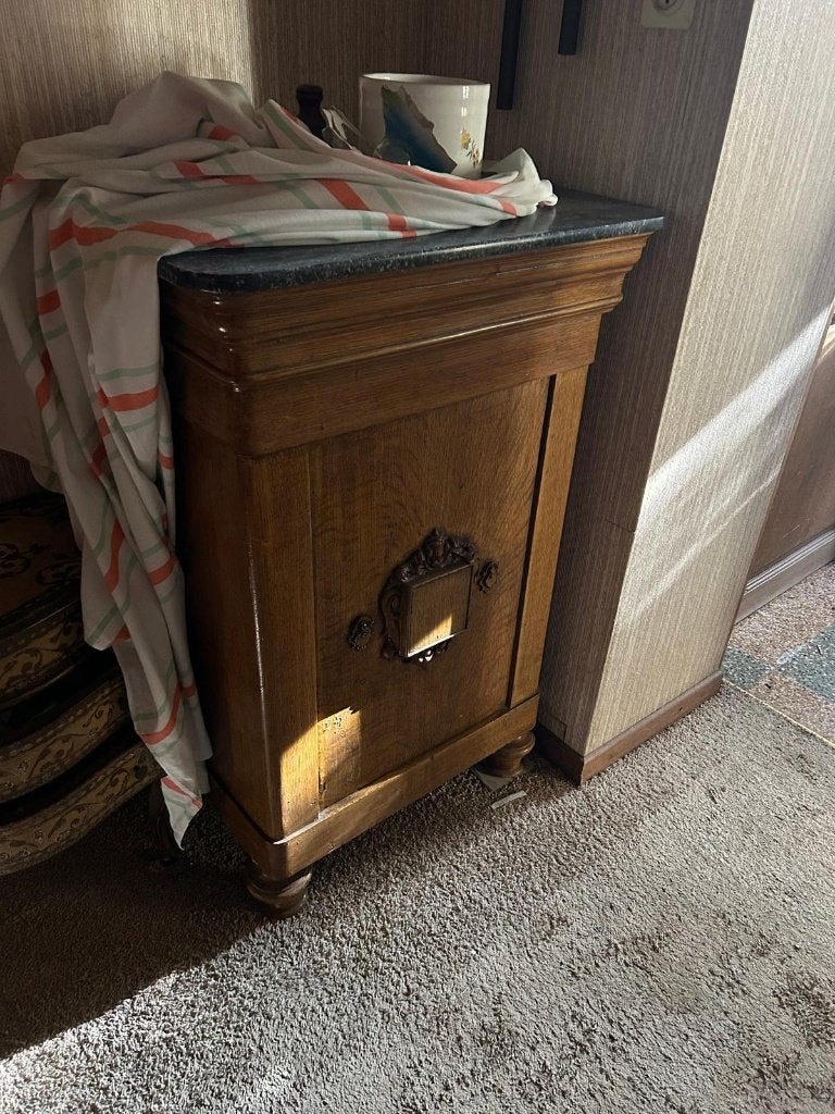 Coffre-fort ancien avec dessus en pierre naturelle — vintage, Enlèvement, Utilisé, Coffre-fort